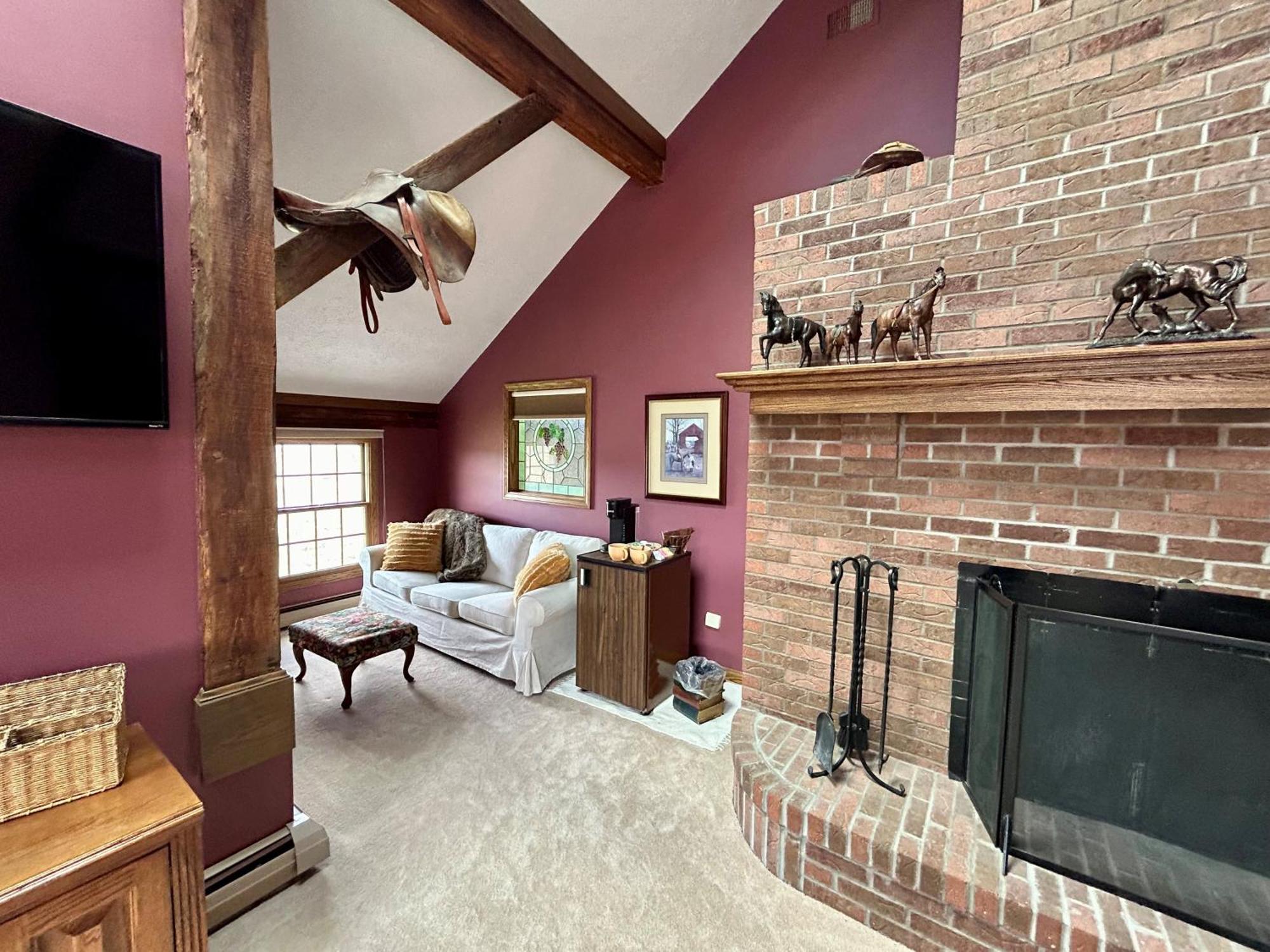 Warner-Concord Farms Bed & Breakfast Geneva エクステリア 写真