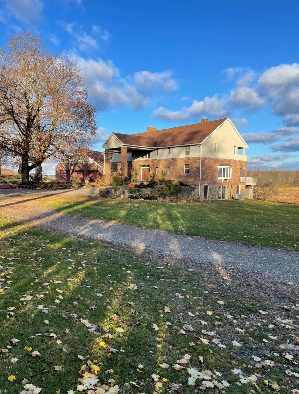 Warner-Concord Farms Bed & Breakfast Geneva エクステリア 写真